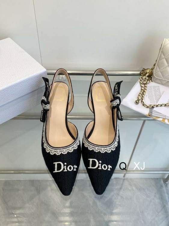 Picture of Dior Shoes _SKUDiorsz35-406CMXJ06053752